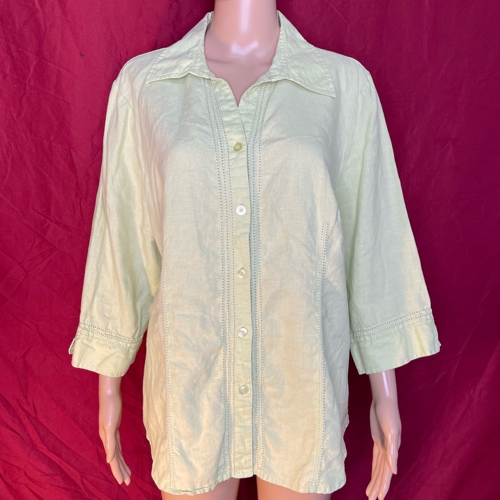 Kenar Woman Mint Linen V-Neck ¾ Sleeve Button Front Blouse 1X